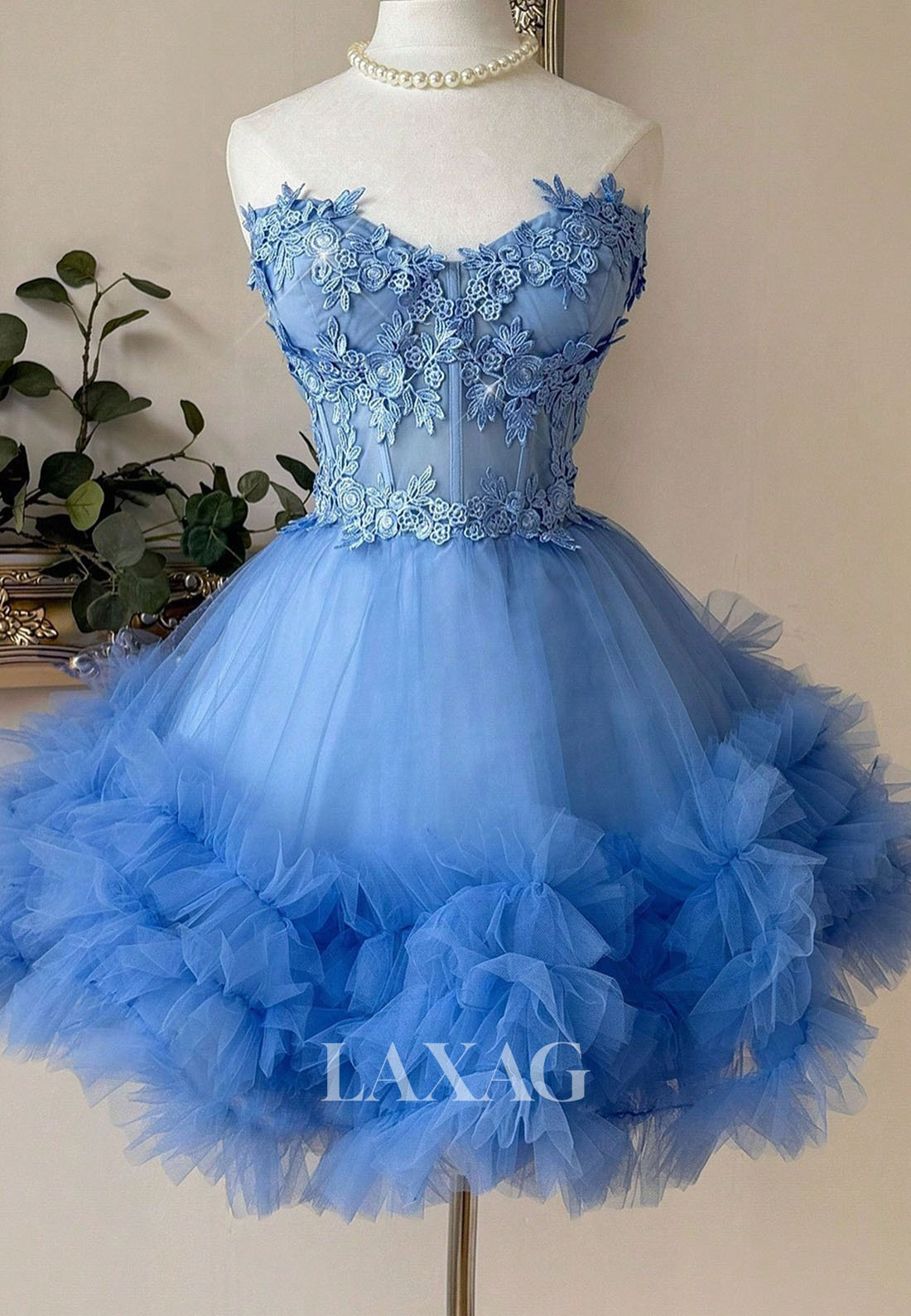 Sweetheart Off-Shoulder Sleeveless Applique Pleated Tulle Tiered A-Line Homecoming Dress