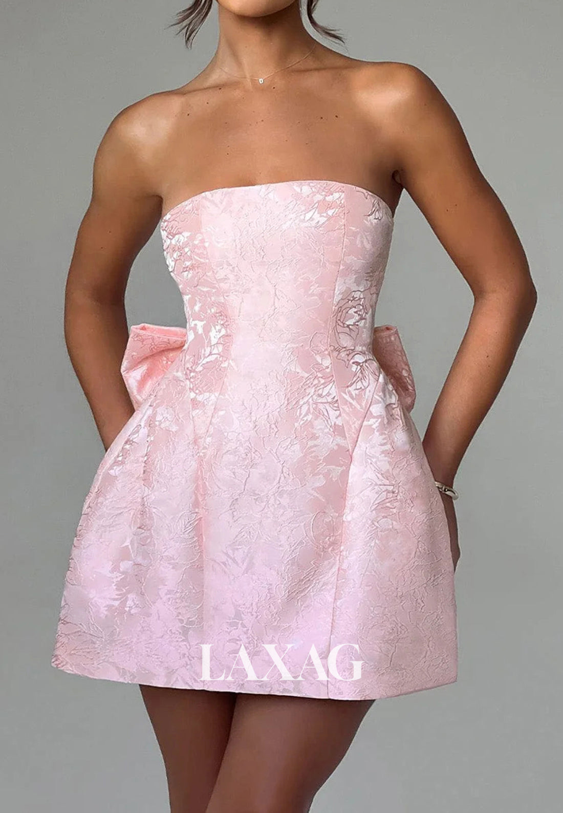 Tube Top Sleeveless Lace Applique Satin A-Line Party Homecoming Dress with Big Bow Tube Top Sleeveless Lace Applique Satin A-Line Party Homecoming Dress with Big Bow