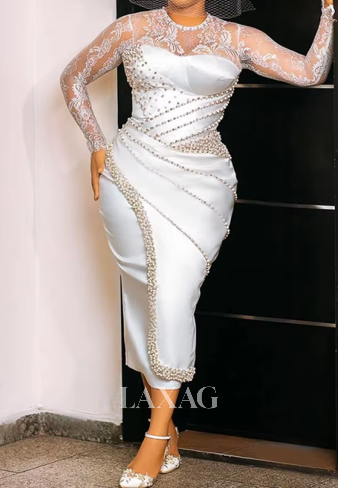 Scoop-Neck Long-Sleeves Beaded Lace&Satin Pleated Sheer Tea-Length Mermaid Wedding Dress