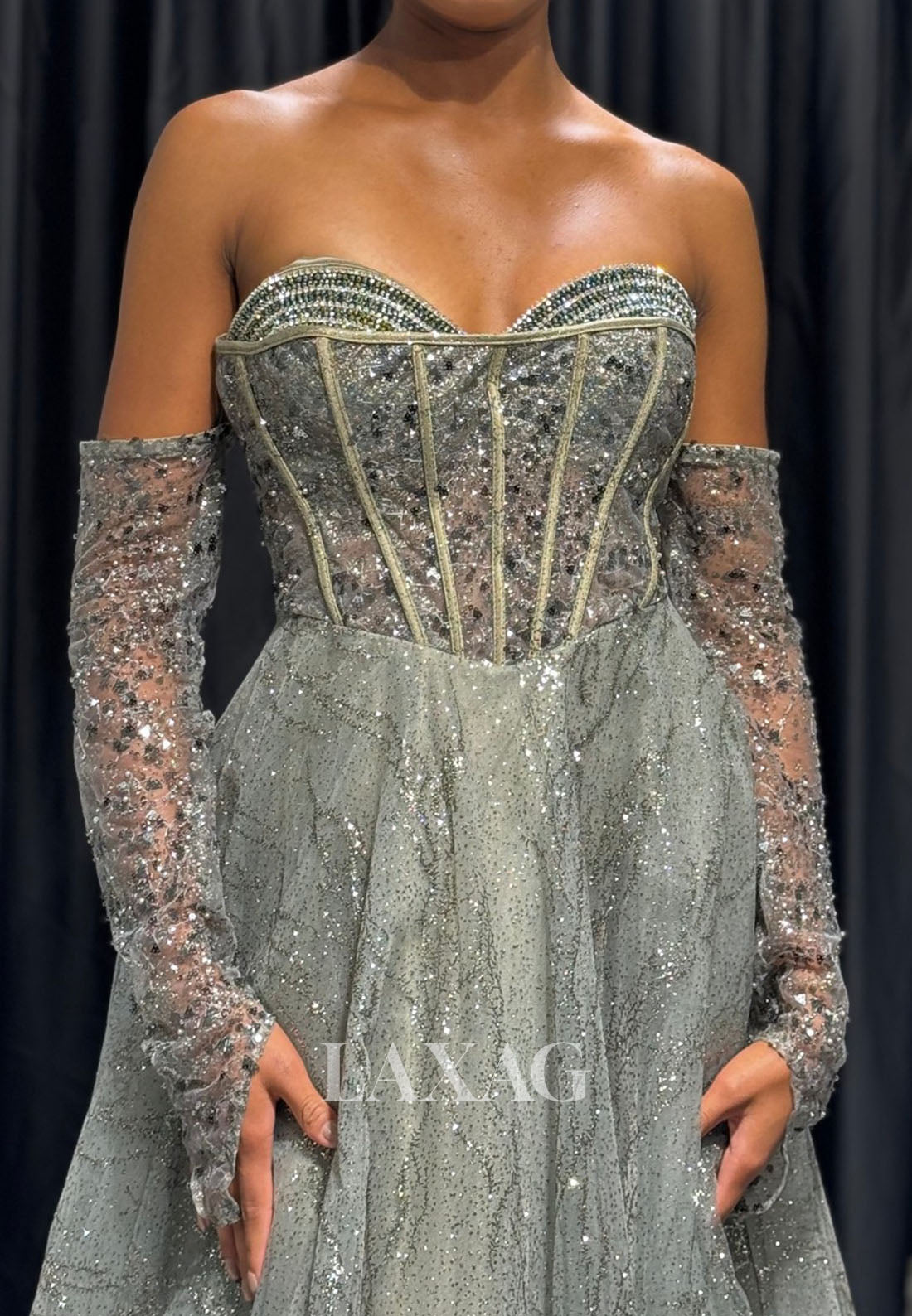 Sweetheart Fully Sequined Beaded A-Line Prom Dress Long-Sleeves Pleated Tulle Party Gowns