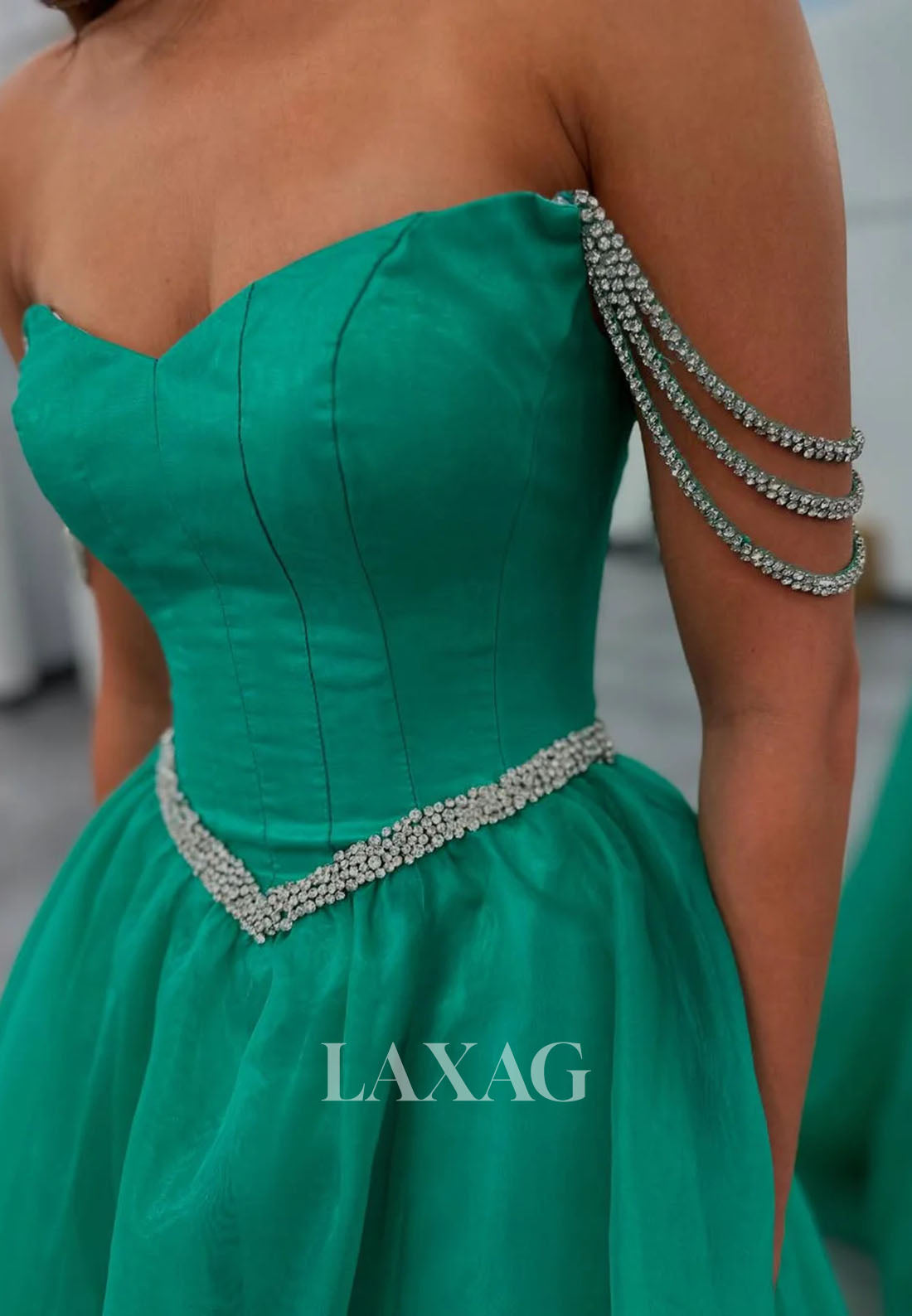 Sweetheart Sleeveless Pleated Chiffon A-Line Prom Dress Off-Shoulder Rhinestone Slit Party Gowns