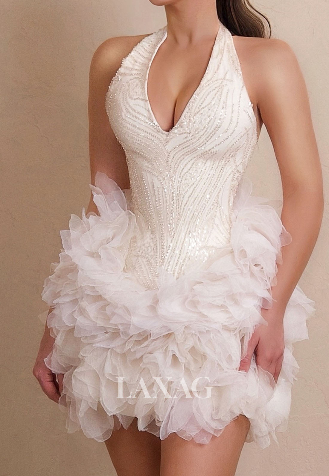 Halter V-Neck Sleeveless Fully Sequined Chiffon Trimmed Mermaid Party Homecoming Dress