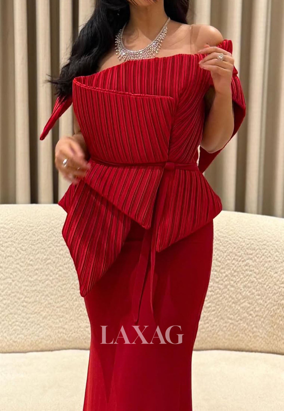 Asymmetrical-Neck Off-Shoulder Mermaid Evening Dress Sleeveless Pleated Satin Formal Gowns