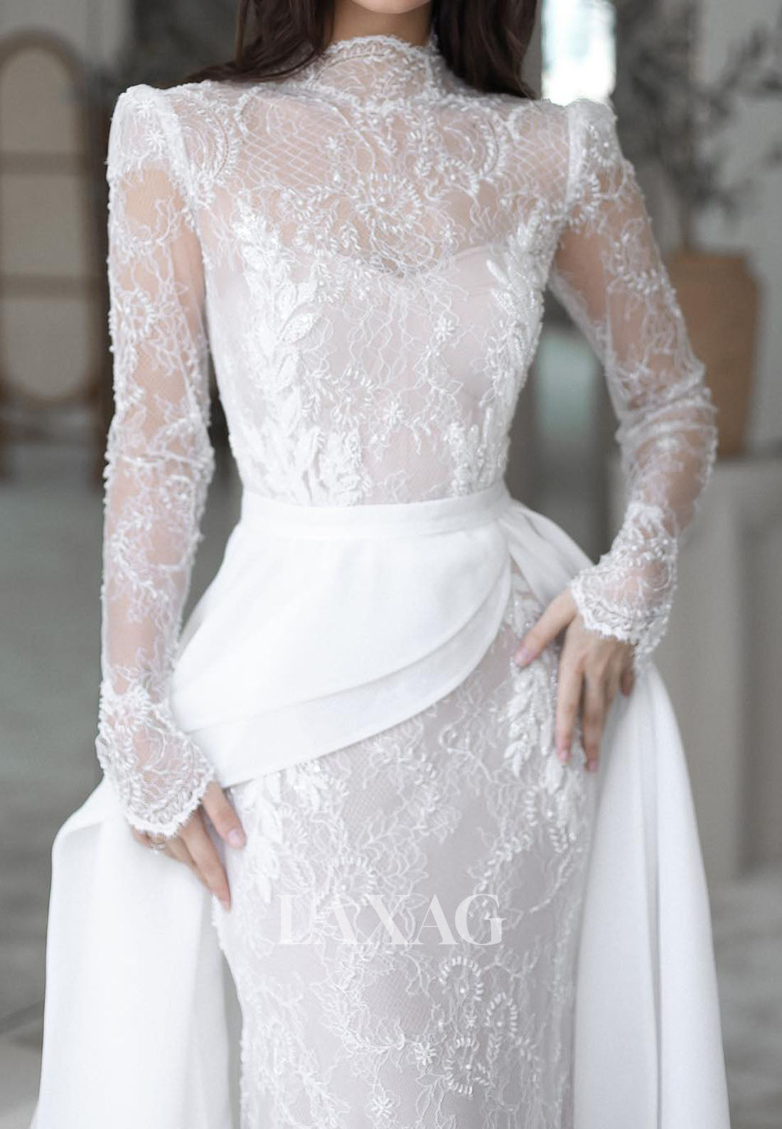 High-Neck Long-Sleeves Allover Lace Bride Gowns Beaded Applique Mermaid Wedding Dress with Chiffon Train