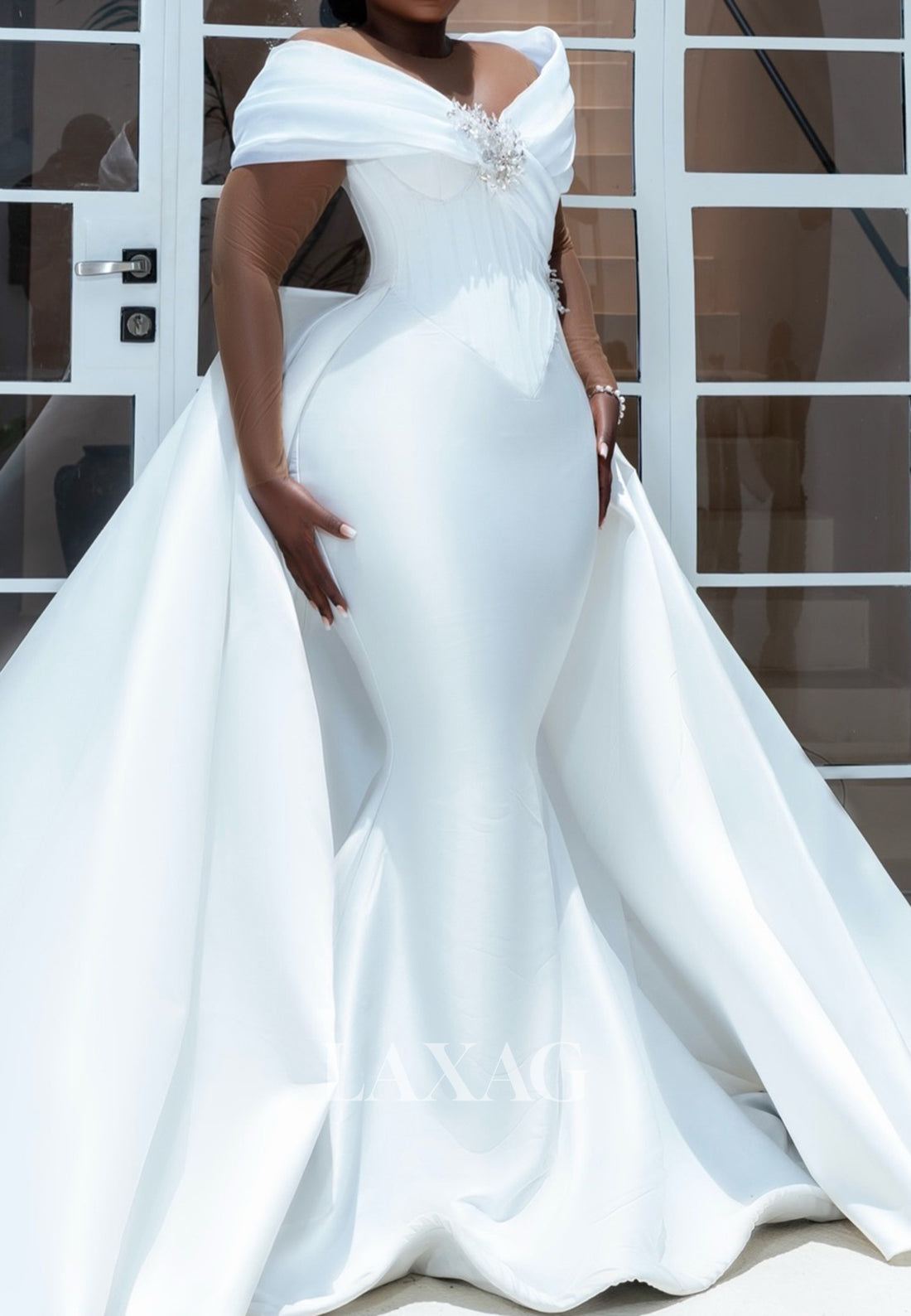 V-Neck Cap-Sleeves Beaded Satin Pleated Trumpet Mermaid Wedding Dress with Train
