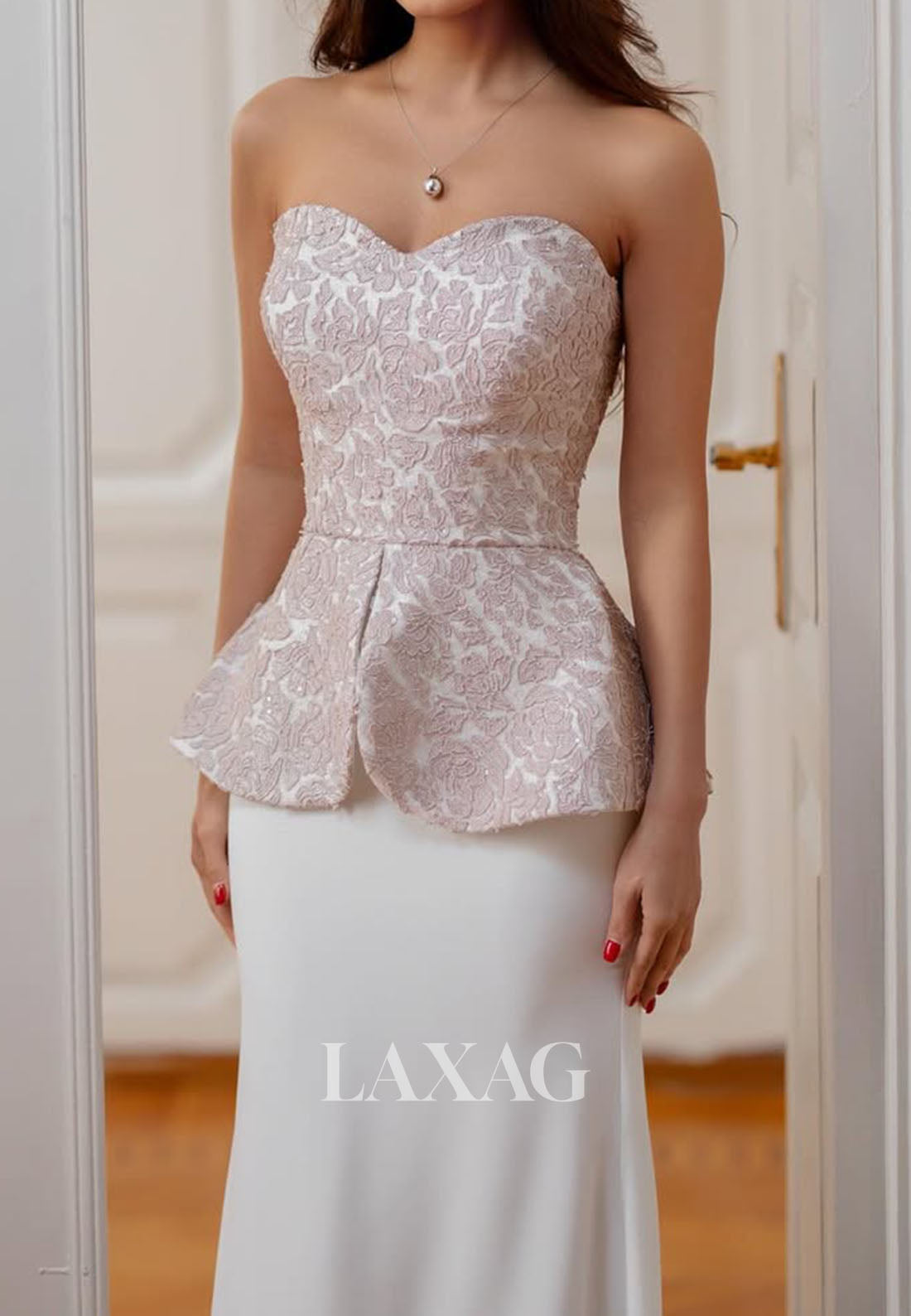 Sweetheart Off-Shoulder Satin Mermaid Prom Dress Sleeveless Applique Floor-Length Evening Gowns