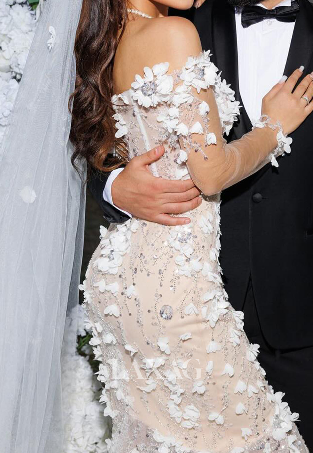 Sweetheart Long-Sleeves Bride Gowns Beaded Sequined Floral Embellished Mermaid Wedding Dress