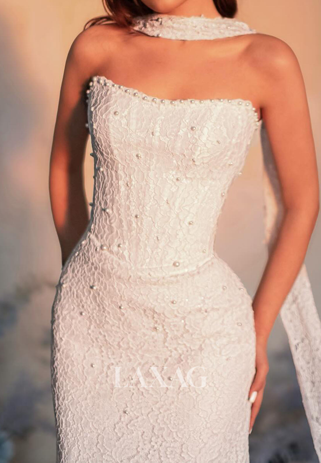 Bateau-Neck Off-Shoulder Sleeveless Mermaid Wedding Dress Pearls Allover Lace Bride Gowns