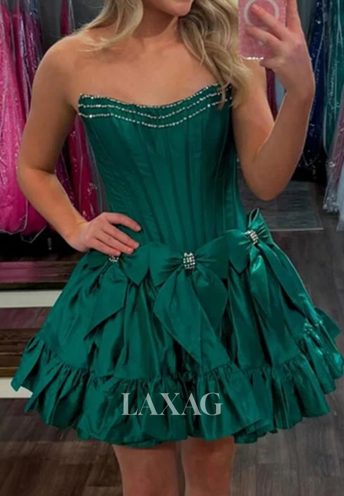 Scoop-Neck Sleeveless Beaded Pleated Satin A-Line Party Homecoming Dress with Bows