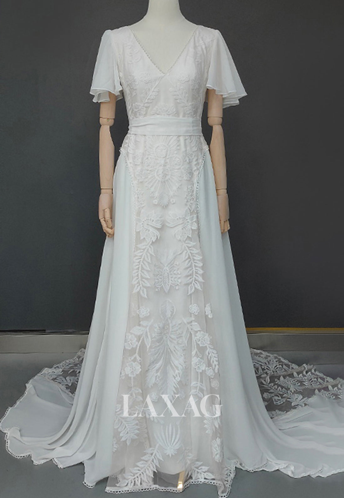 V-Neck Short-Sleeves Lace Backless Bride Gowns Chiffon A-Line Wedding Dress with Sweep Train