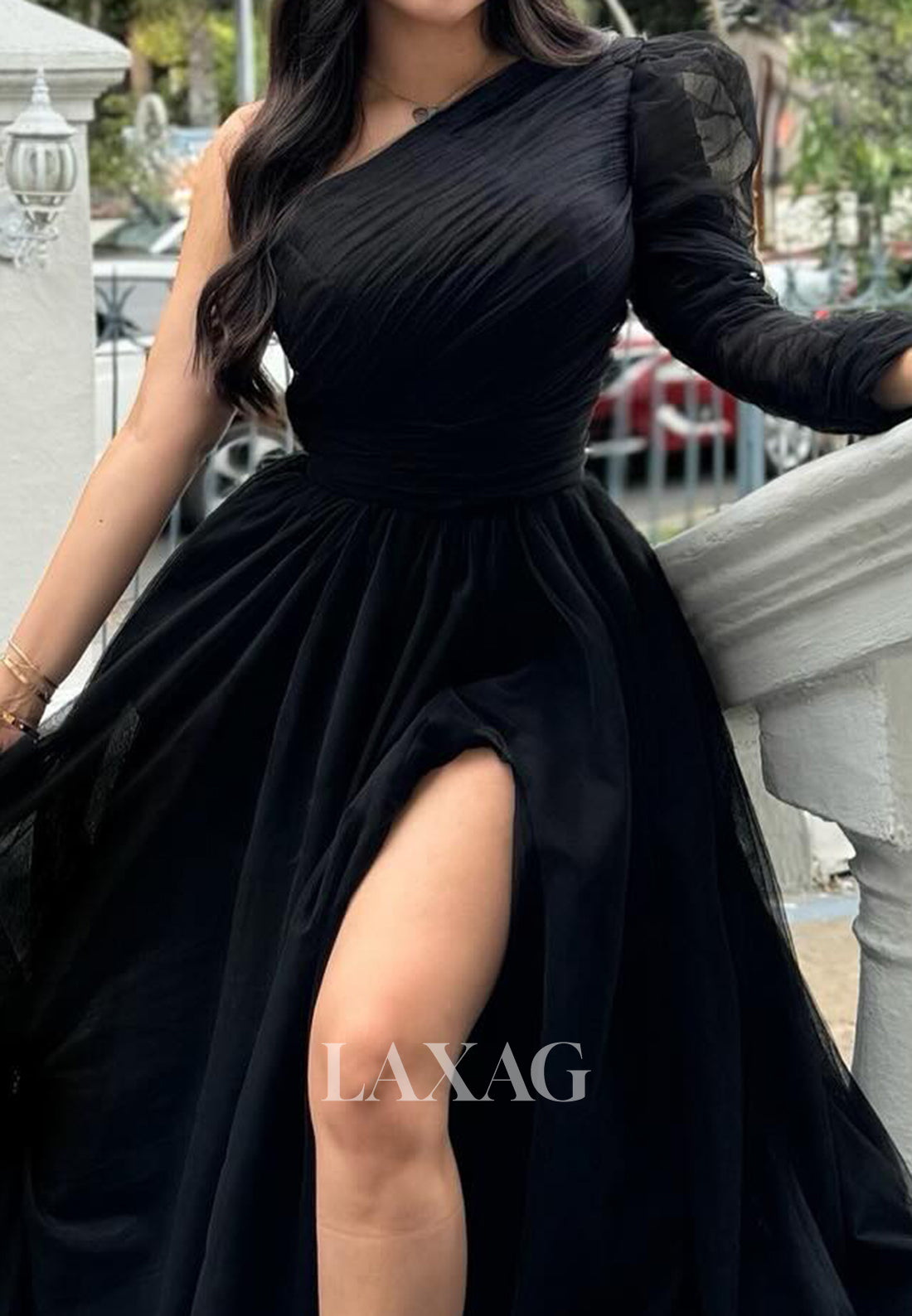 Asymmetrical-Neck One-Long-Sleeves A-Line Prom Dress Pleated Tulle Evening Gowns with High Slit