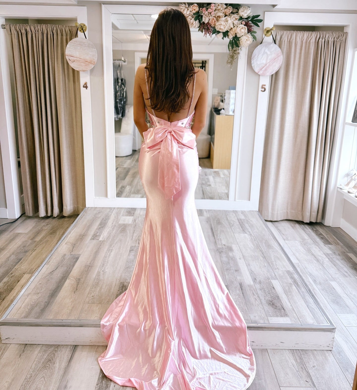 Mermaid Bodycon Sweetheart Satin Beaded Prom Dress Long for Women