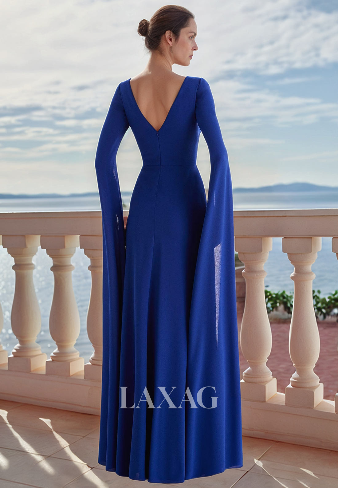 Scoop-Neck Long-Sleeves Fitted Mother of the Bride Dress Pleated Floor-Length Chiffon Cocktail Gowns