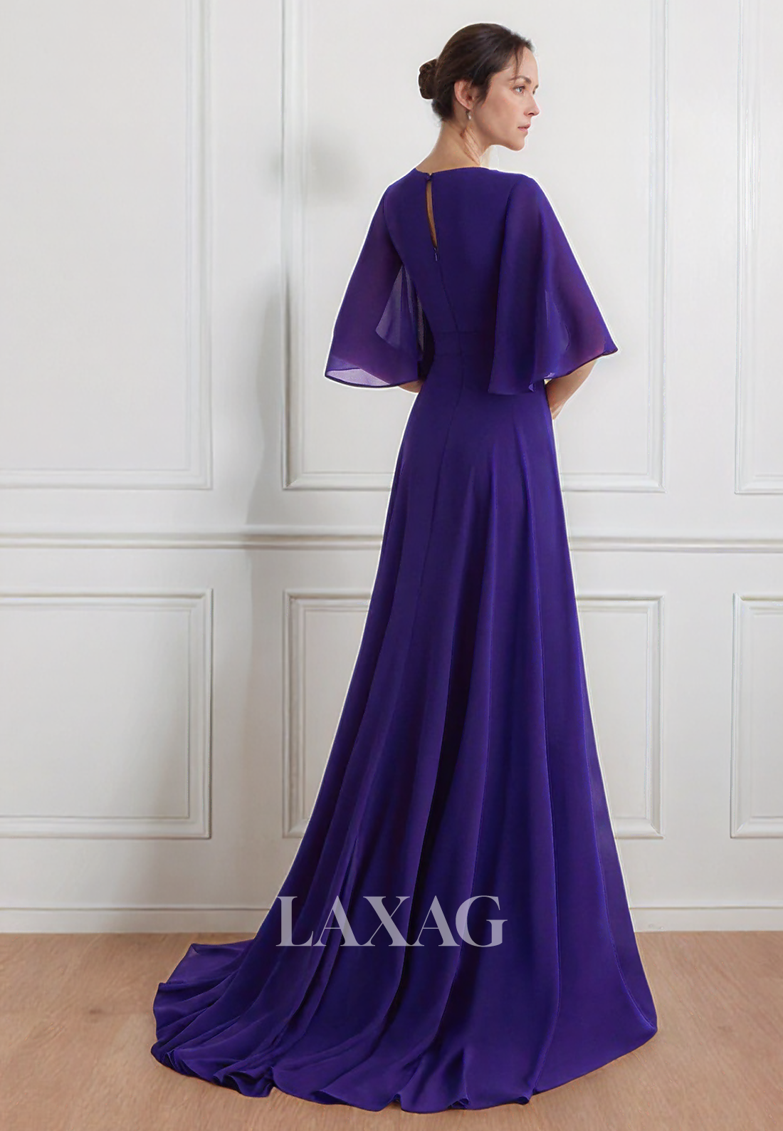 V-Neck Half-Sleeves A-Line Mother of the Bride Gowns Pleated Sweep Train Tulle Cocktail Gowns