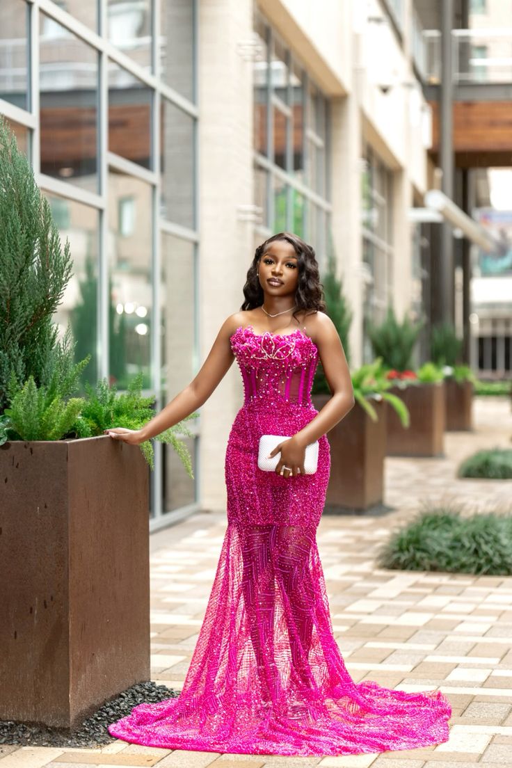 Bateau-Neck Sleeveless Mermaid Prom Dress Floral Embellished Beaded Tulle Evening Gowns