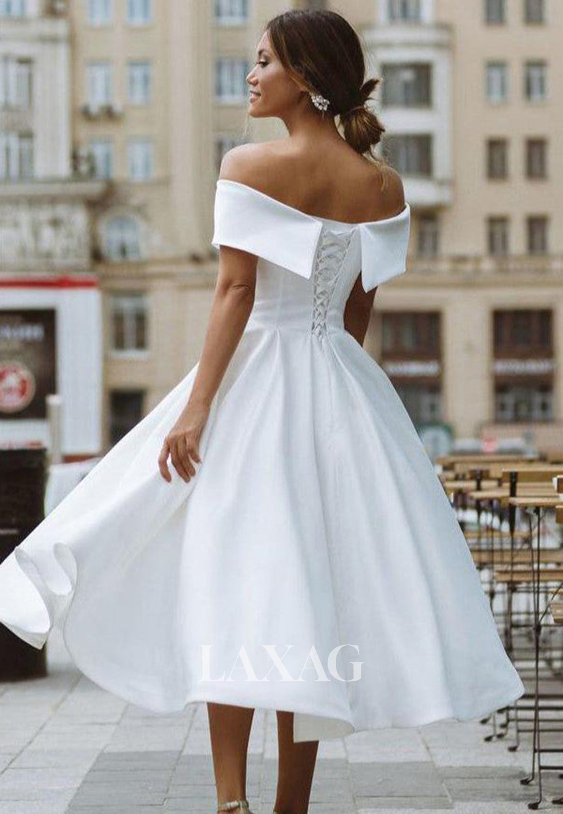 V-Neck Sleeveless Pleated Satin Bride Gowns Off-Shoulder Midi A-Line Boho Beach Wedding Dress