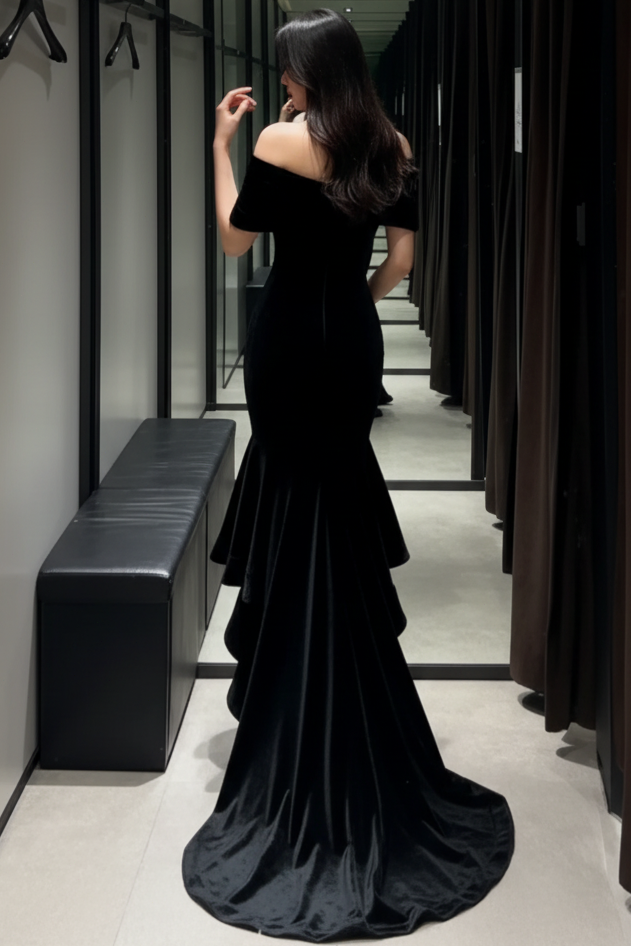 Sweetheart Sleeveless Velvet Pleated High-Low Mermaid Prom Dress with Sweep Train