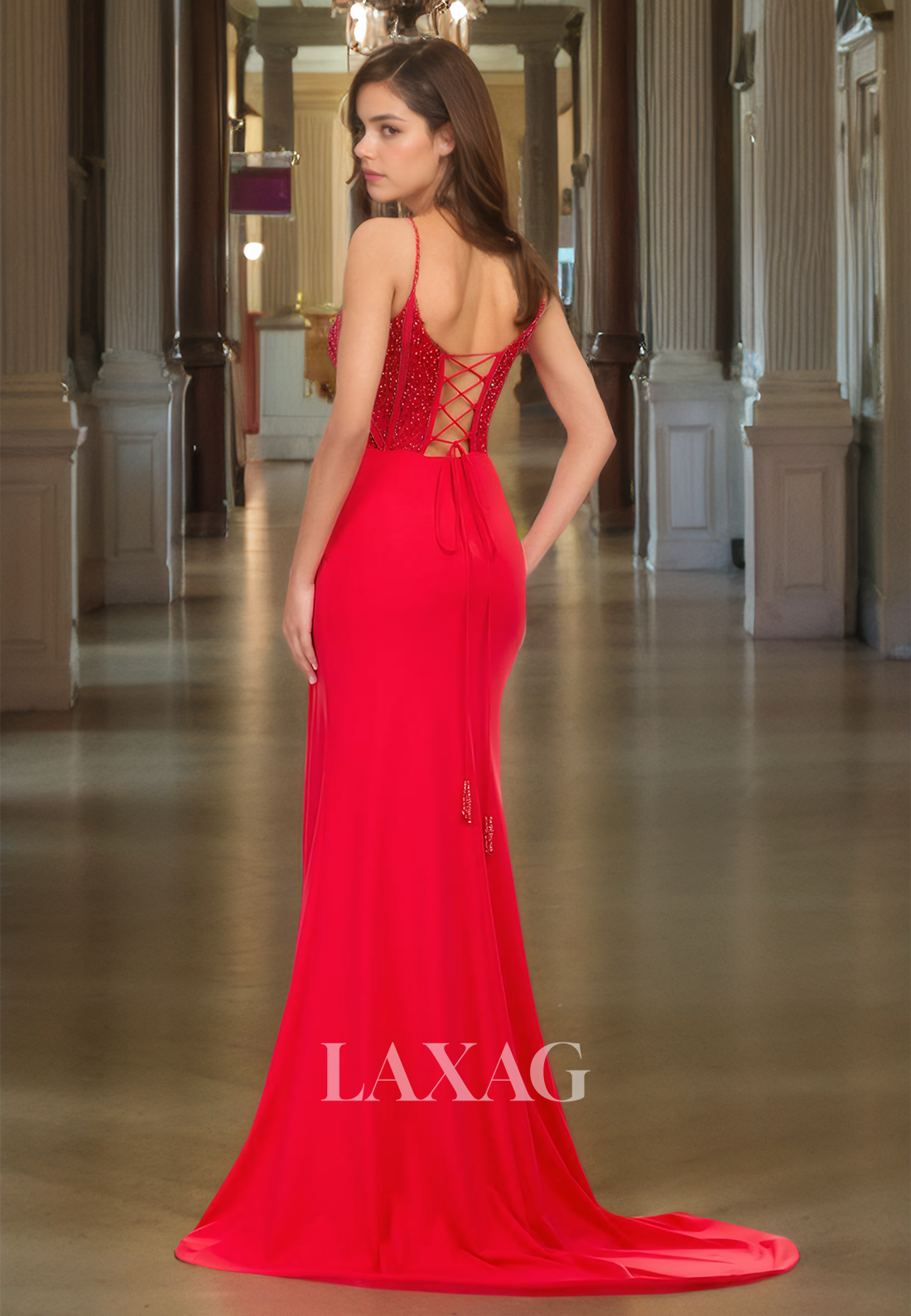 Scoop-Neck Spaghetti Straps Sleeveless Party Gowns Beaded Pleated Mermaid Prom Dress with Sweep Train