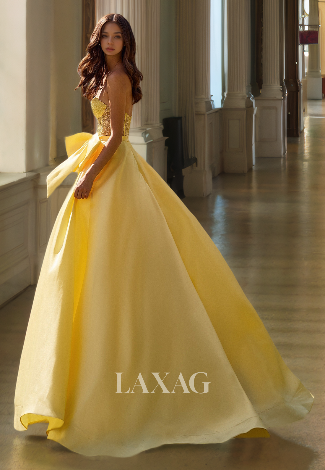 Sweetheart Off-Shoulder Sleeveless Party Gowns Beaded Pleated Satin A-Line Prom Dress with Bow