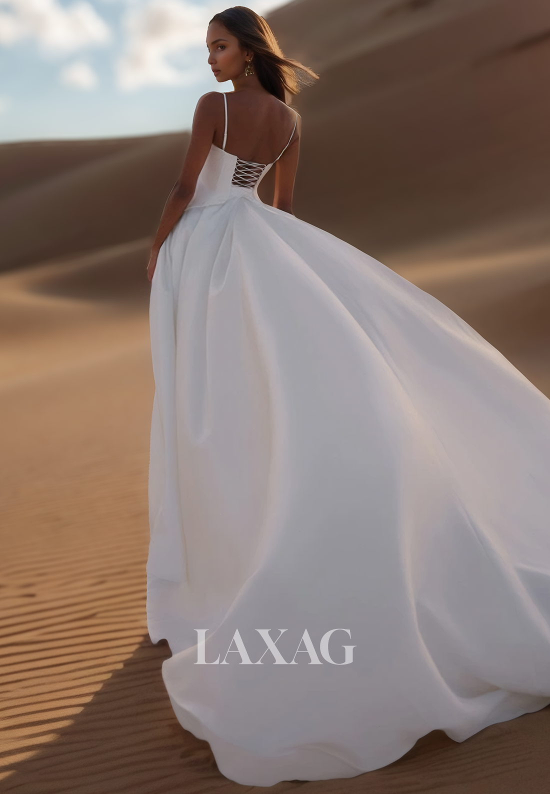 Spaghetti Straps Sweetheart Sleeveless Bride Gowns Pleated Satin Sweep Train A-Line Wedding Dress