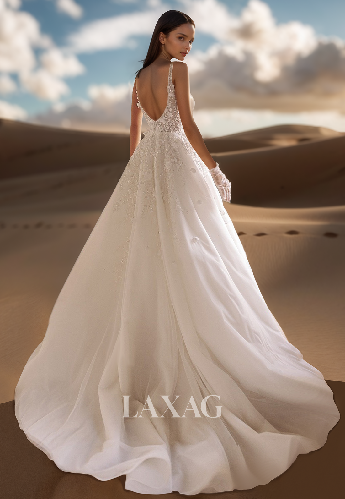 Scoop-Neck Spaghetti Straps Bride Gowns Off-Shoulder Beaded Applique Pleated A-Line Wedding Dress