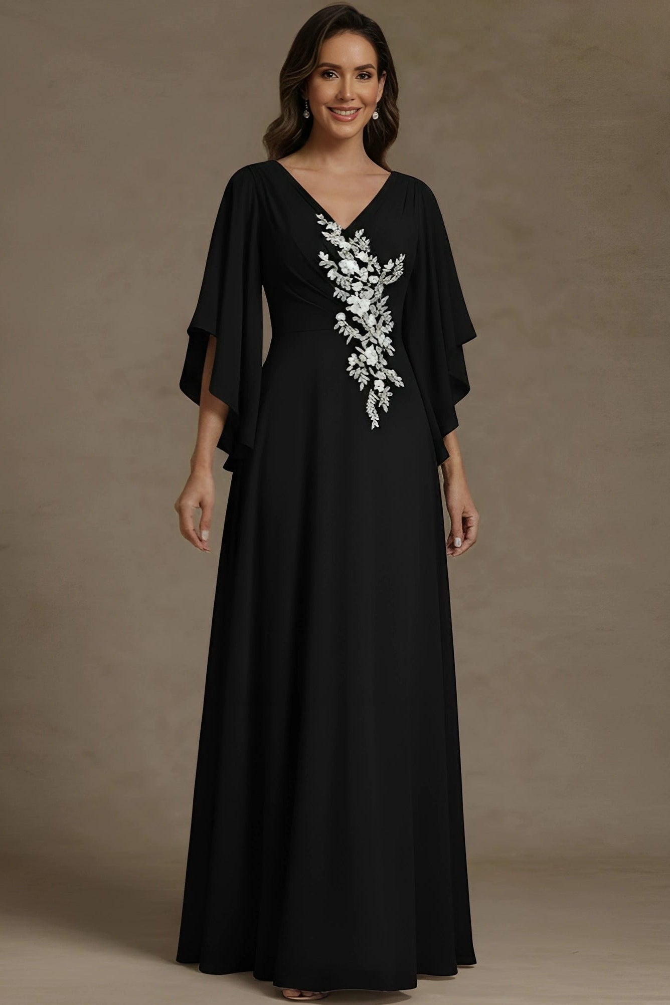 V-Neck Half-Sleeves Floor-Length Applique Chiffon Pleated Fitted Mother of the Bride Dress