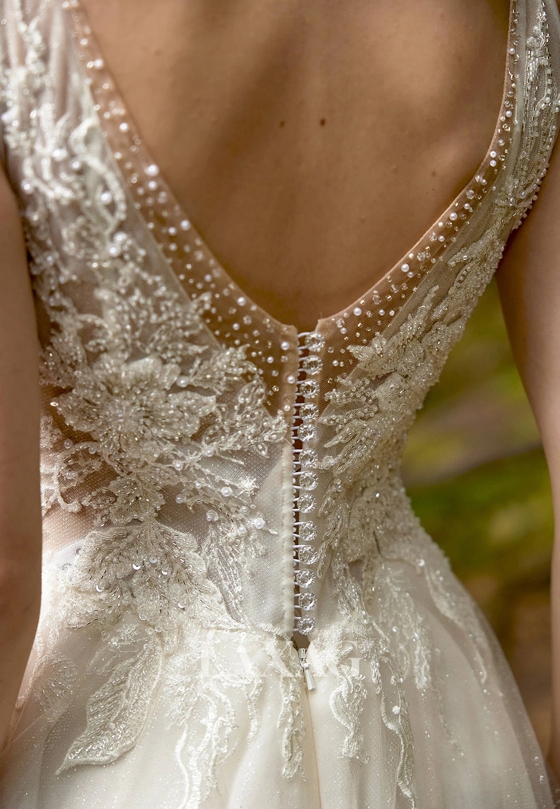 Plunging Illusion Straps Sleeveless Bride Gowns Beaded Applique Glitter-Knit A-Line Wedding Dress