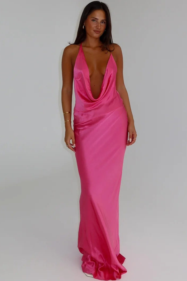 Simple Halter Deep V-Neck Sleeveless Satin Pleated Floor-Length Mermaid Prom Dress