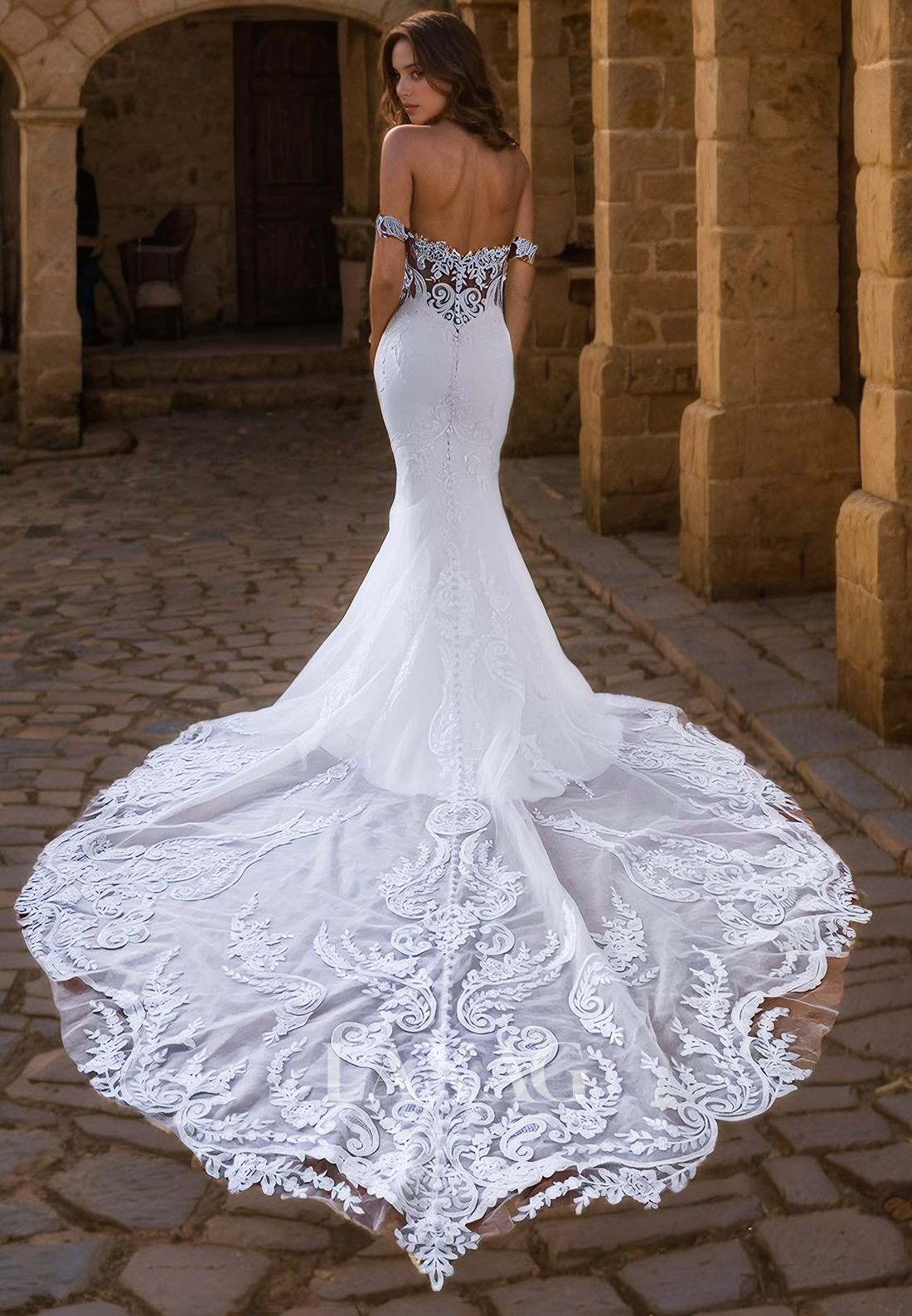 Off Shoulder Sweetheart Lace Appliques Tulle Mermaid Wedding Dress with Train