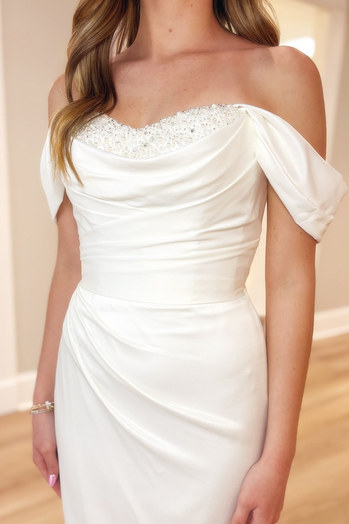 Sweetheart Sleeveless Beaded Sequined Satin Pleated Mermaid Wedding Dress with Train