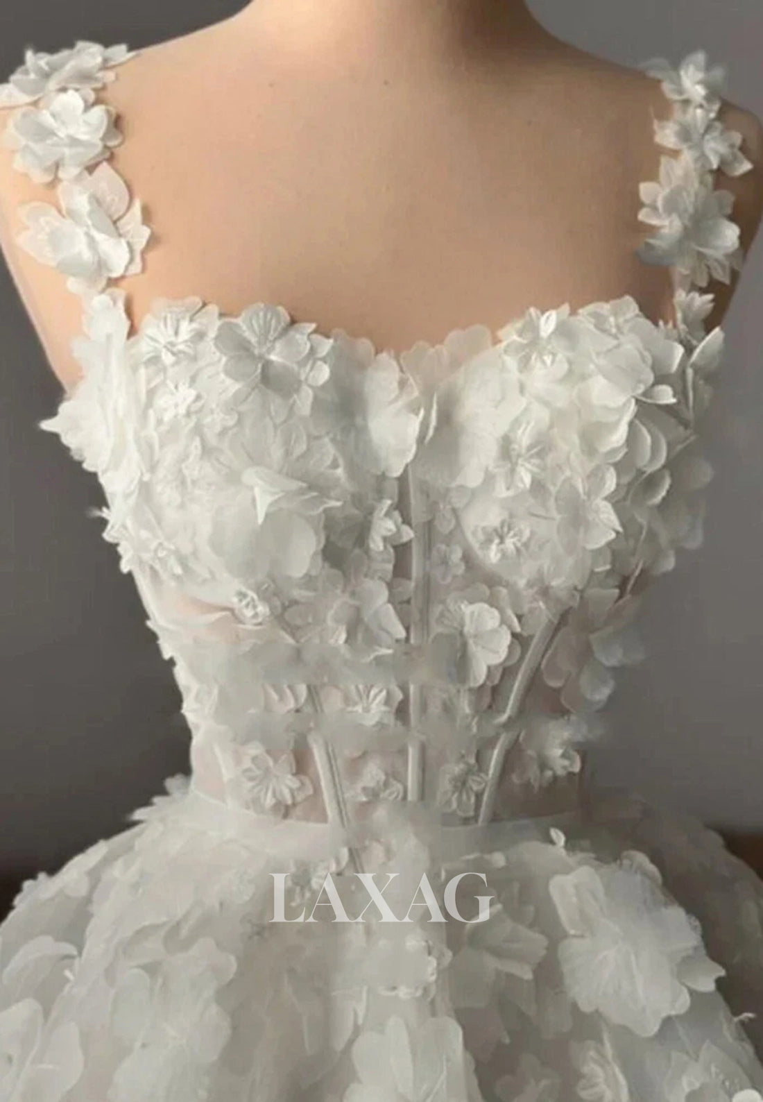 Sweetheart Spaghetti Straps Sleeveless Bride Gowns Floral Embellished Short A-Line Wedding Dress