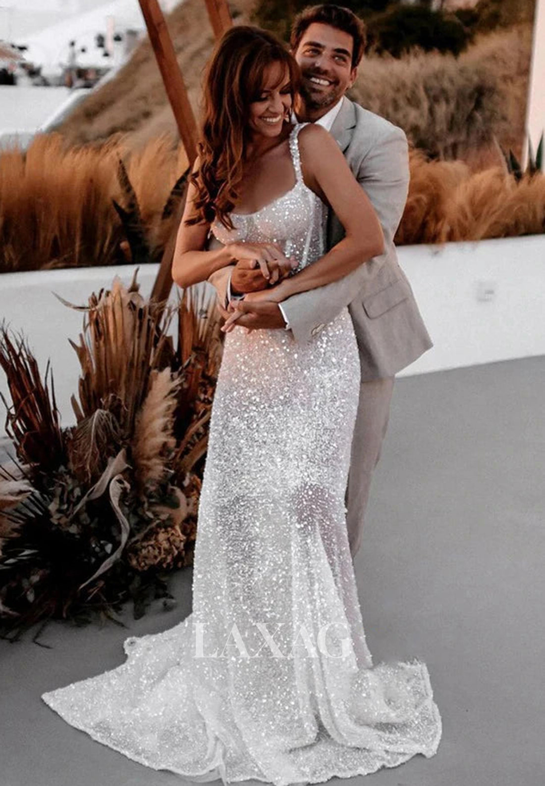 Spaghetti Straps Scoop-Neck Sleevless Mermaid Wedding Dress Fully Sequined Sweep Train Bride Gowns