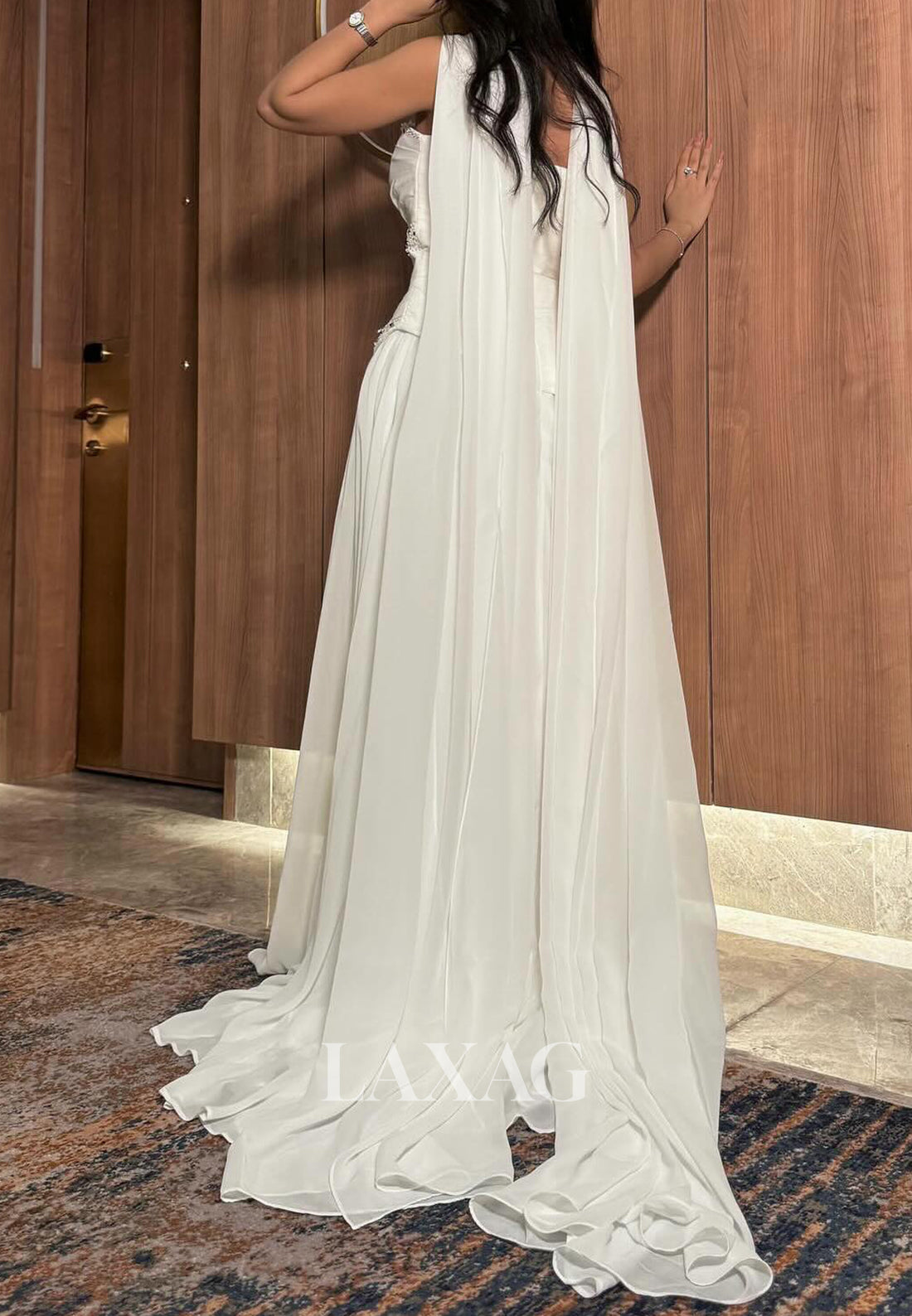 Bateau-Neck Sleeveless A-Line Evening Dress Beaded Chiffon Pleated Formal Gowns with Train