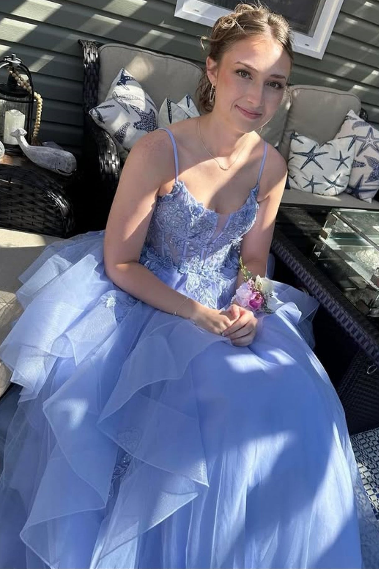 V-Neck Spaghetti Straps Sleeveless Floor-Length Applique Tulle Tiered A-Line Prom Dress