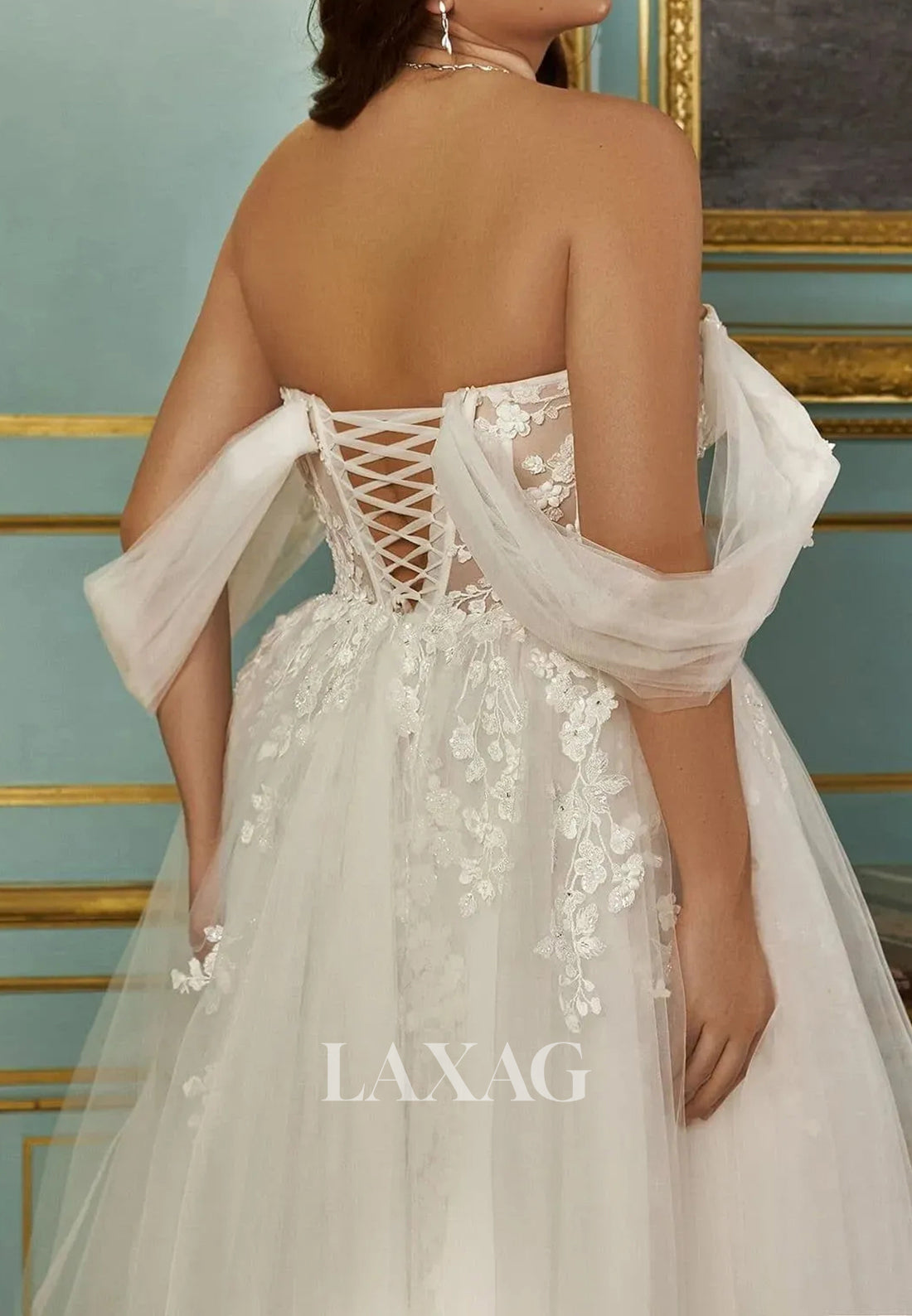 Off-Shoulder Sweetheart Sleeveless Lace Applique Pleated Tulle Tea-Length A-Line Wedding Dress
