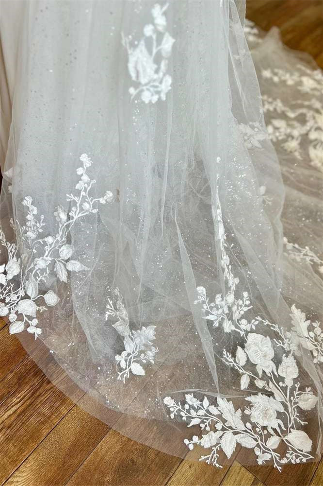 Deep V-Neck Spaghetti Straps Sleeveless Applique Satin&Tulle Mermaid Wedding Dress