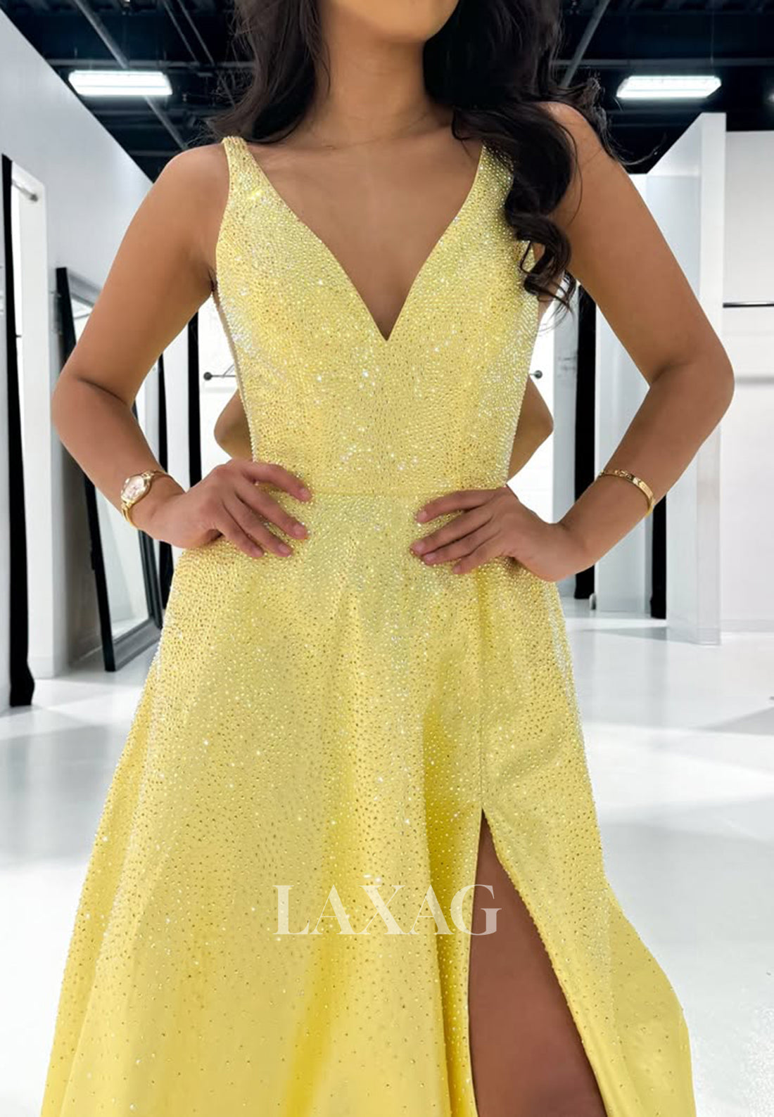 V-Neck Straps Off-Shoulder Sleeveless A-Line Prom Dress Fully Beaded Pleated Satin Formal Gowns