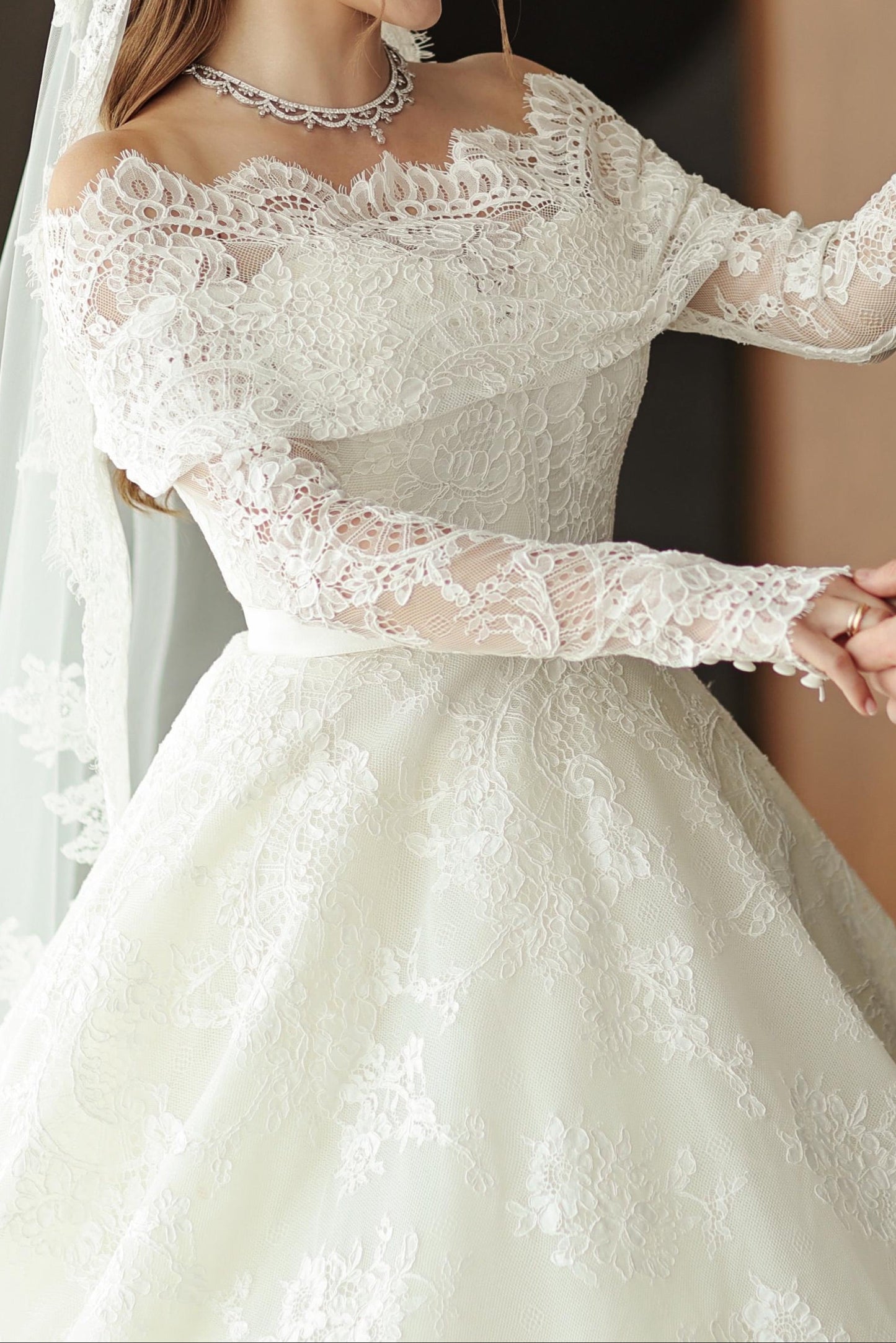 Off-Shoulder Lace Ball Gown Wedding Dress