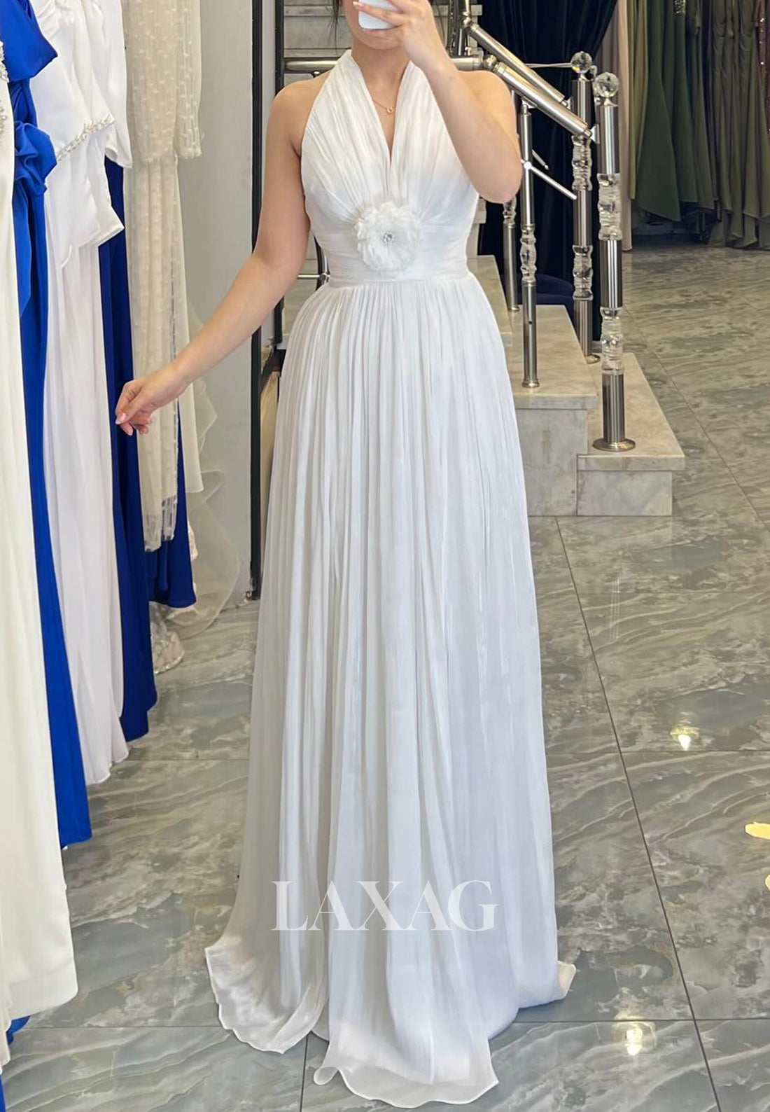 Halter V-Neck Sleeveless A-Line Evening Dress Floral Embellished Pleated Chiffon Formal Gowns Halter V-Neck Sleeveless A-Line Evening Dress Floral Embellished Pleated Chiffon Formal Gowns