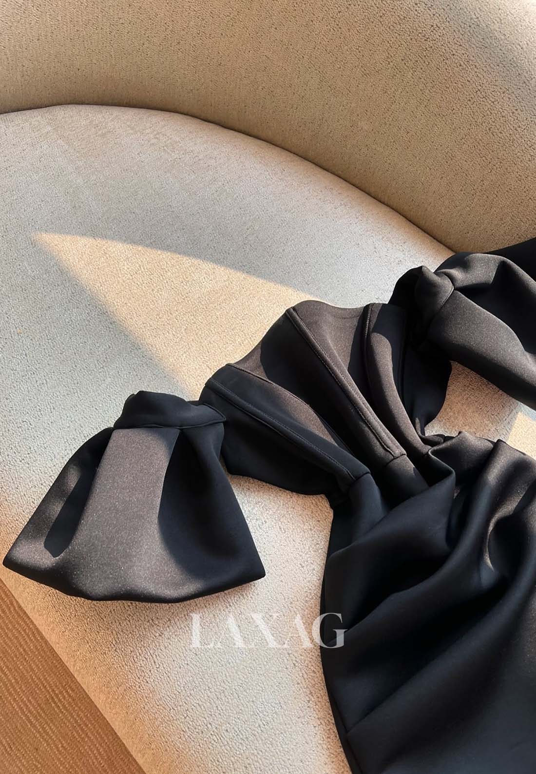 Sweetheart Puff-Sleeves Mermaid Homecoming Dress Off-Shoulder Pleated Satin Short Party Gowns