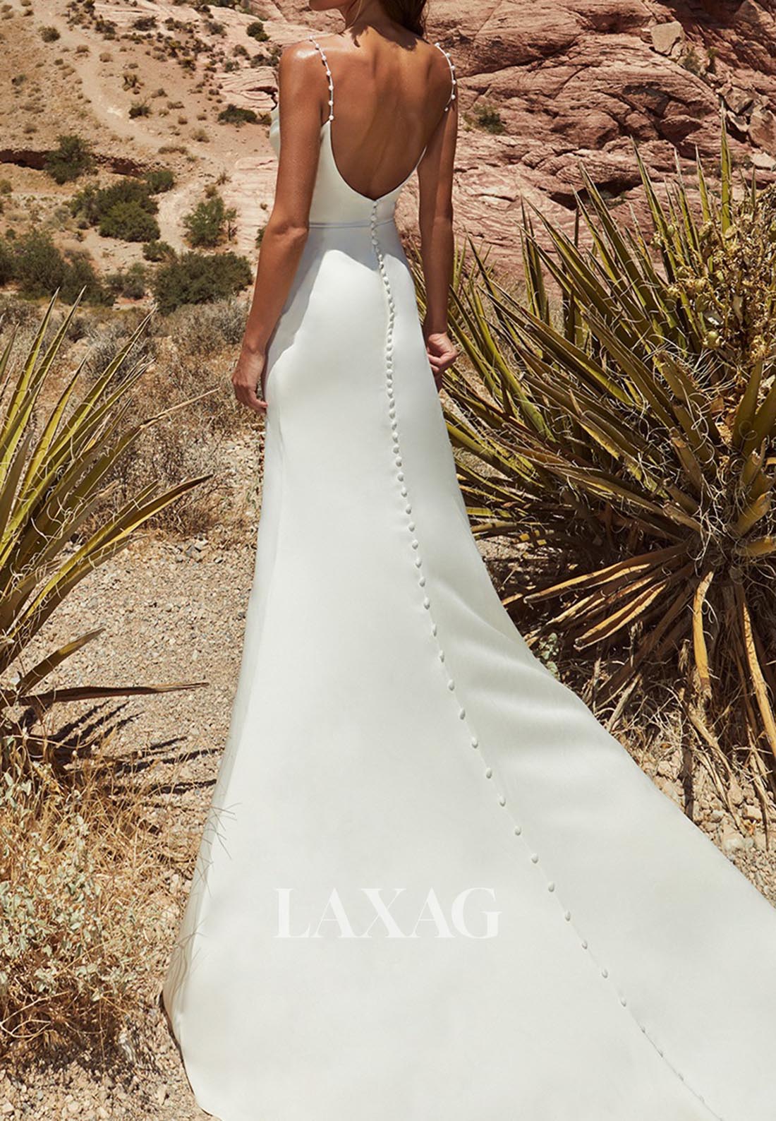 Scoop-Neck Sleeveless Pleated Satin Bride Gowns Spaghetti Straps High Slit Mermaid Wedding Dress