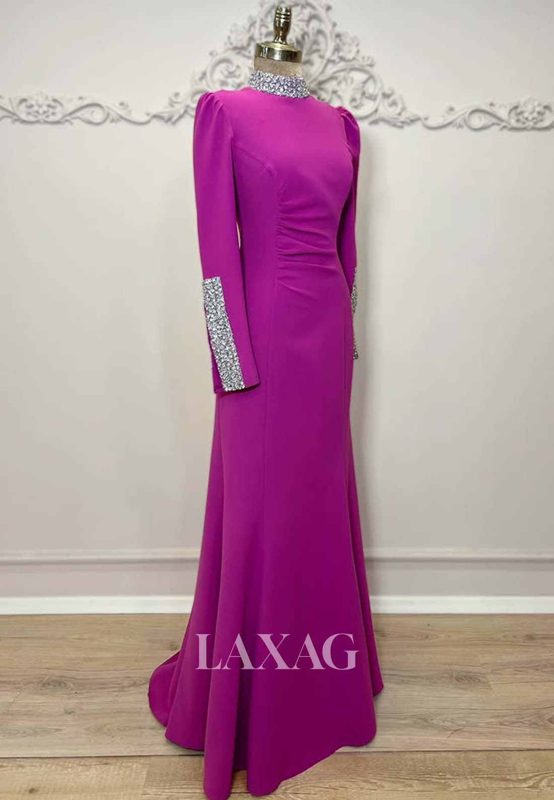 Beaded High-Neck Long-Sleeves Fitted Evening Dress Pleated Satin Floor-Length Formal Gowns