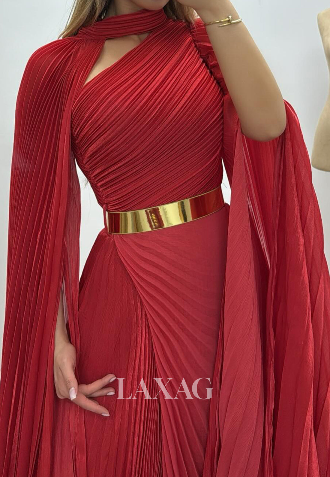 Asymmetrical-Neck Sleeveless Formal Gowns Chiffon Pleated Fitted Evening Dress with Train