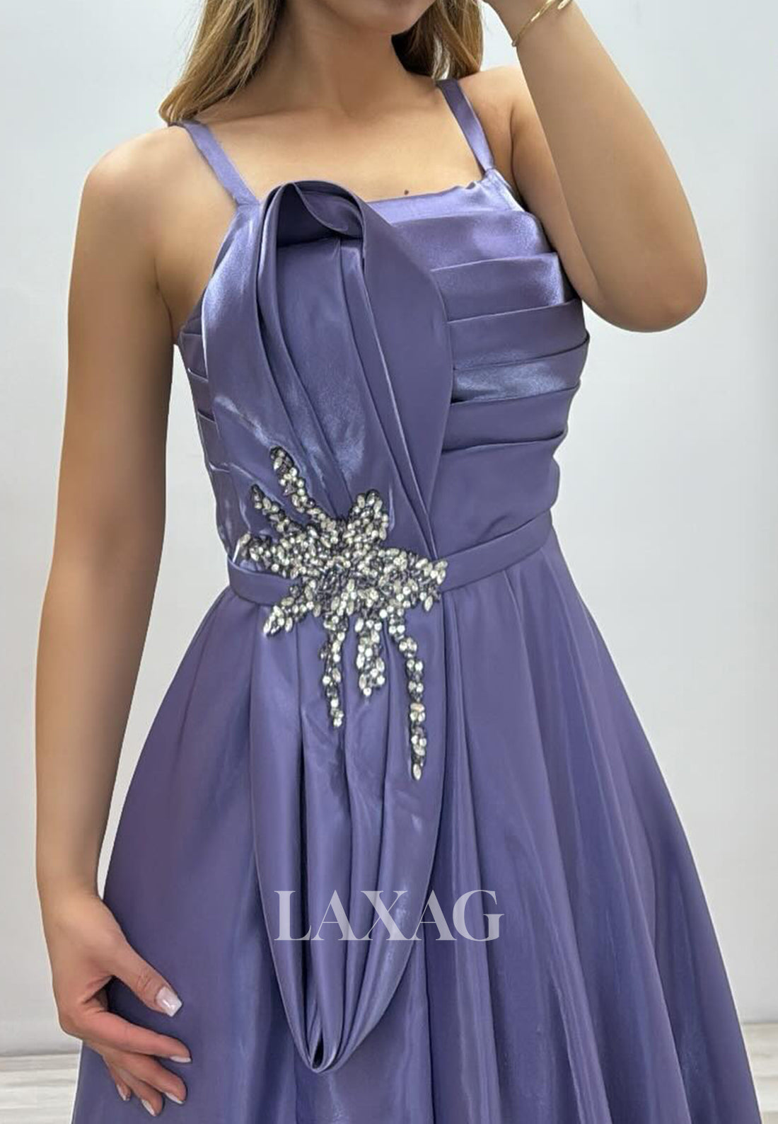 Spaghetti Straps Sleeveless A-Line Evening Dress Off-Shoulder Beaded Pleated Satin Formal Gowns