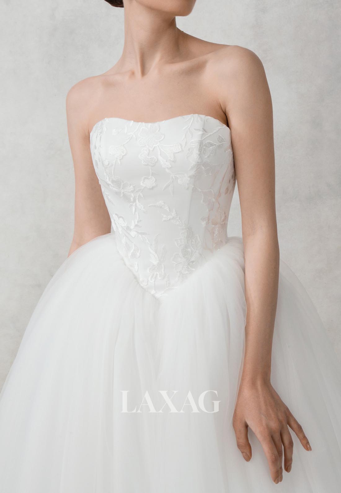 Sweetheart Off-Shoulder Sleeveless Lace Applique Pleated Tea-Length Tulle A-Line Wedding Dress