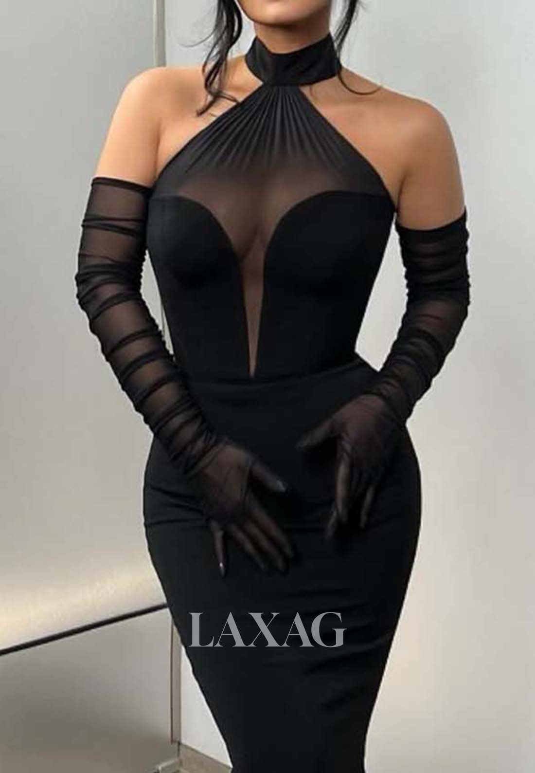 Halter-Neck Off-Shoulder Sleeveless Pleated Sweep Train Tulle&Satin Mermaid Evening Dress with Gloves