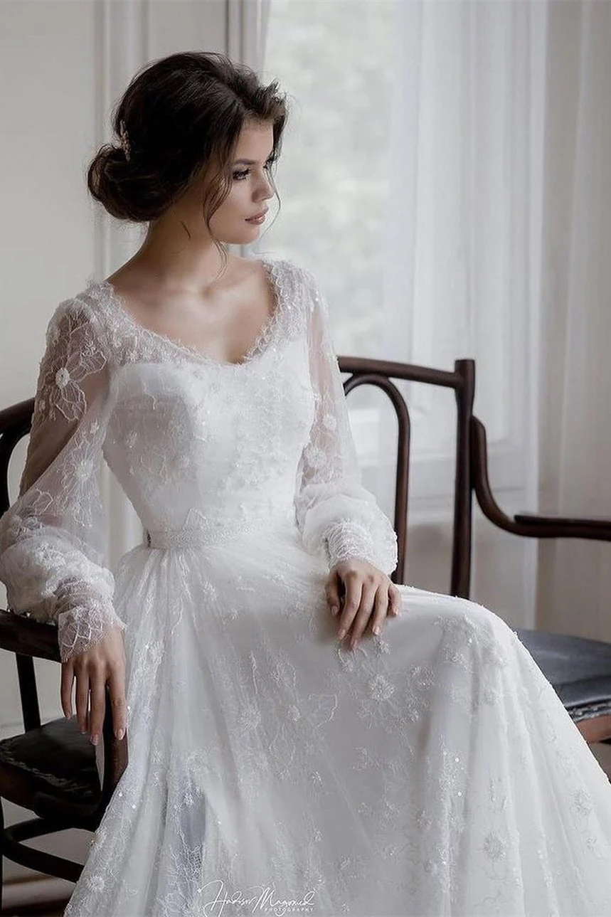 Scoop-Neck Long-Sleeves Sequined Allover Lace A-Line Wedding Dress with Train