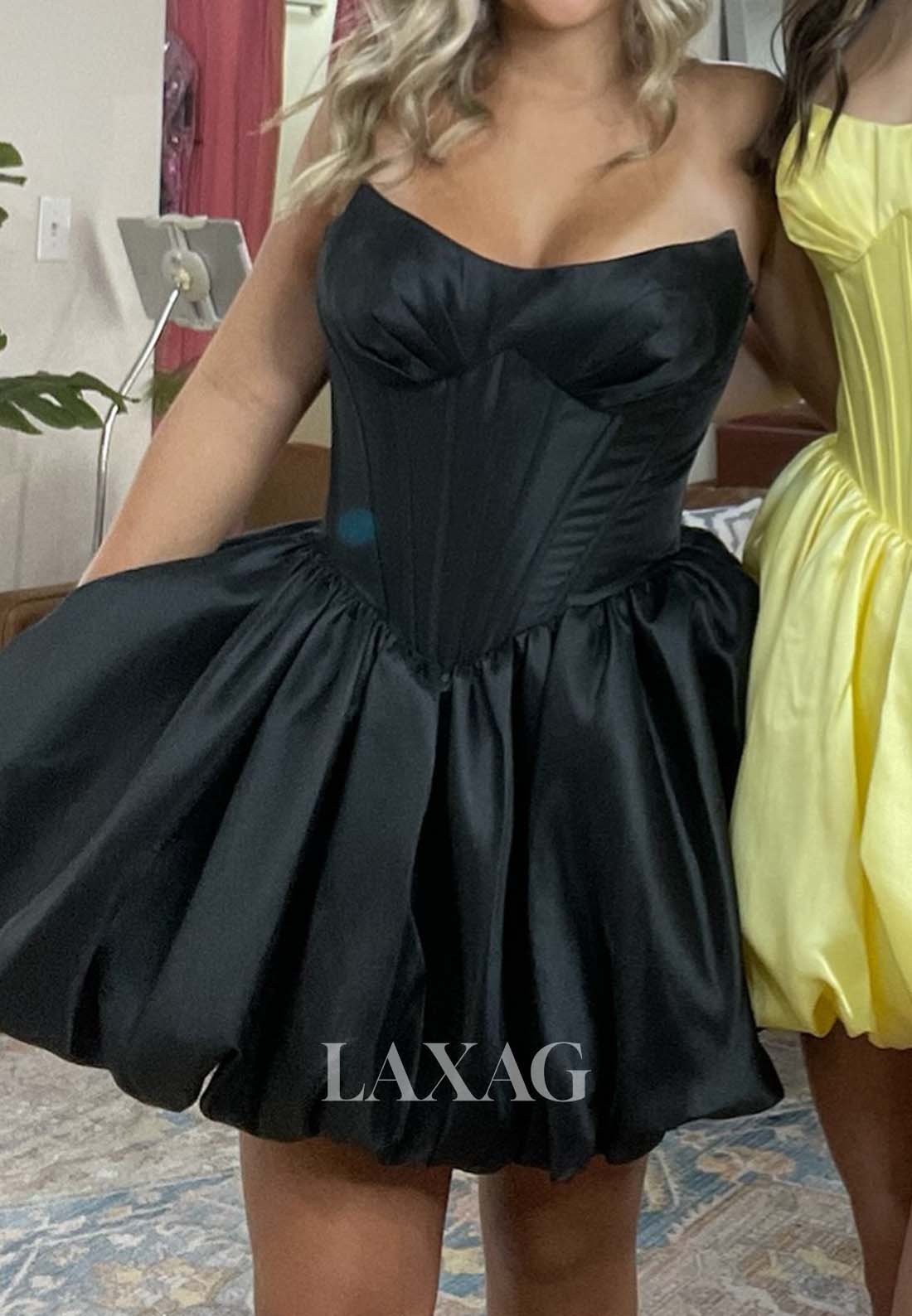 Scoop-Neck Off-Shoulder Sleeveless Pleated Satin Simple Short A-Line Party Homecoming Dress