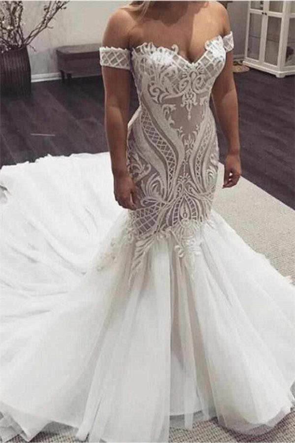 Off-Shoulder Sweetheart Applique Tulle Trumpet Mermaid Wedding Dress with Train