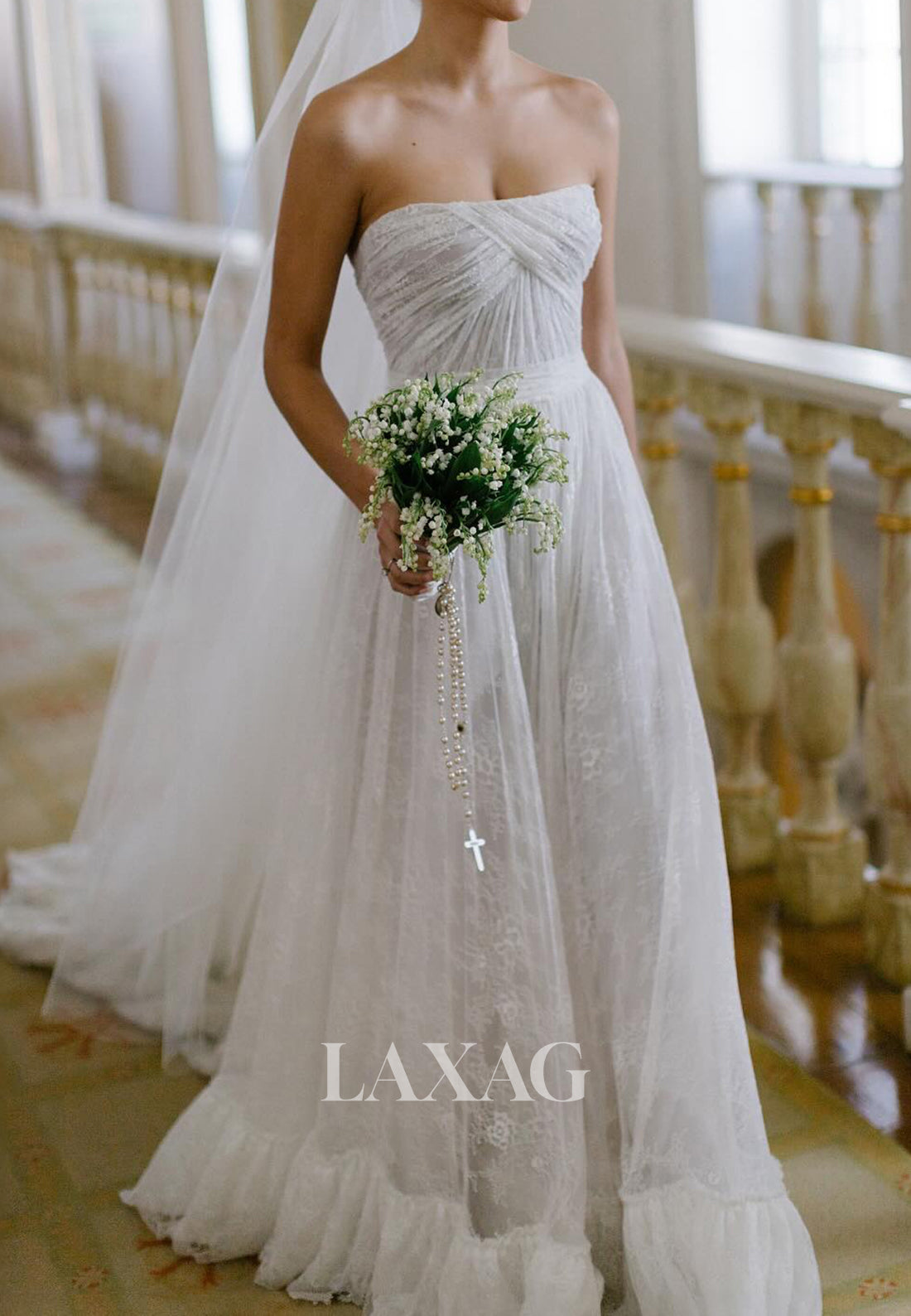 Tube Top Sleeveless A-Line Wedding Dress Off-Shoulder Allover Lace Ple Laxag Tube Top Sleeveless A-Line Wedding Dress Off-Shoulder Allover Lace Ple Laxag